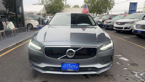 2018 Volvo S90 T5 Momentum