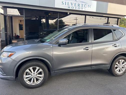 2015 Nissan Rogue SV