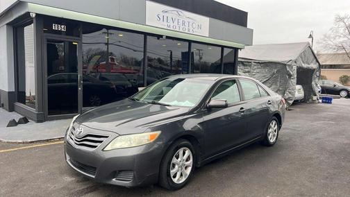 2010 Toyota Camry LE