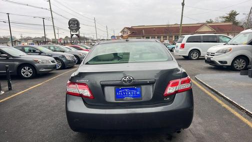 2010 Toyota Camry LE