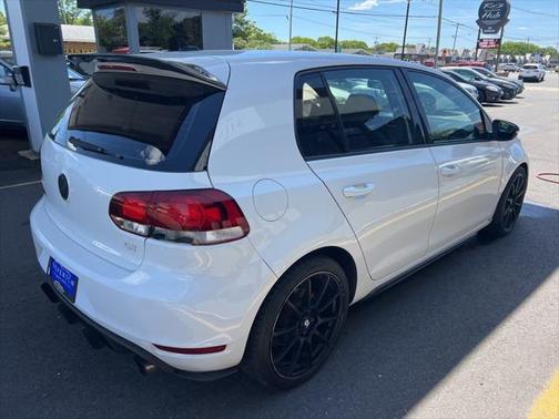 2014 Volkswagen GTI Wolfsburg Edition