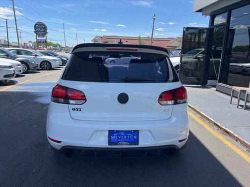 2014 Volkswagen GTI Wolfsburg Edition