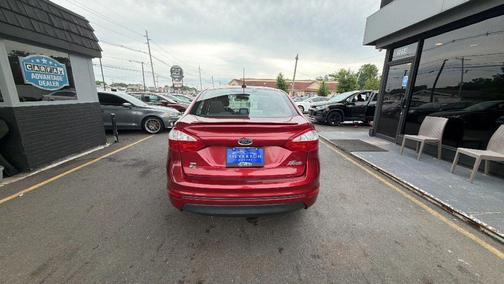 Ruby Red Metallic Tinted Clearcoat 2016 Ford Fiesta SE