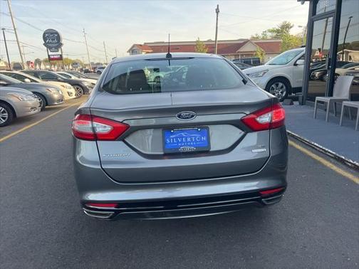 2014 Ford Fusion SE