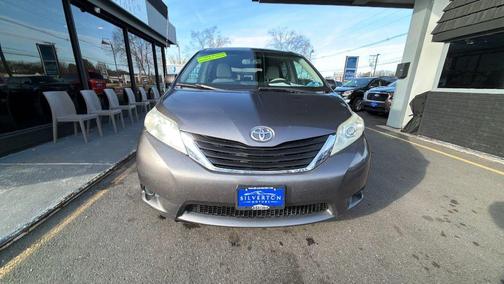 2012 Toyota Sienna LE