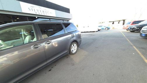 2012 Toyota Sienna LE