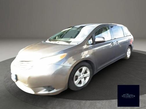 2012 Toyota Sienna LE