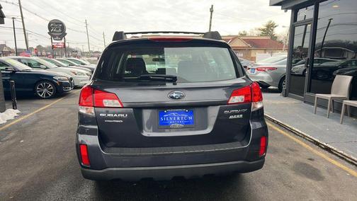 2011 Subaru Outback 2.5i