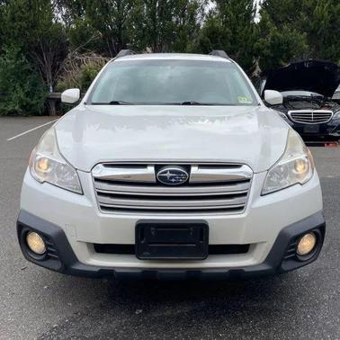 Satin White Pearl 2013 Subaru Outback 2.5i Premium