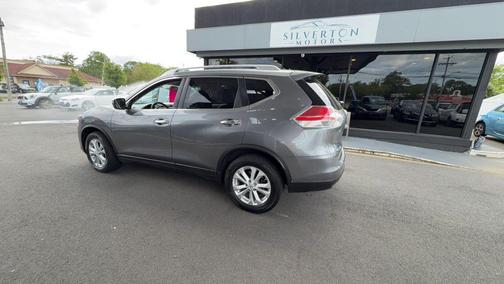 Gun Metallic 2015 Nissan Rogue SV