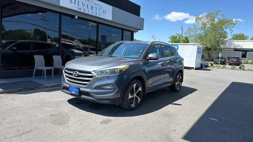 Coliseum Grey 2016 Hyundai TUCSON Sport