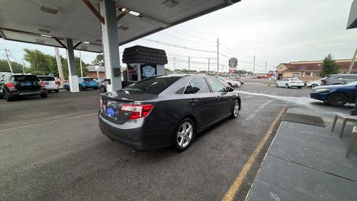 Gray 2012 Toyota Camry SE