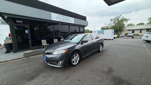 Gray 2012 Toyota Camry SE
