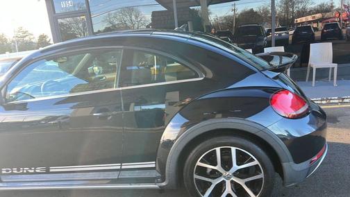 2016 Volkswagen Beetle 1.8T Dune
