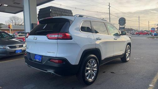 2014 Jeep Cherokee Sport
