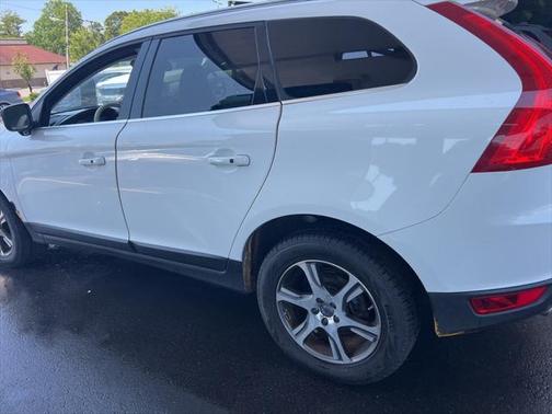 2012 Volvo XC60 T6 Premier Plus