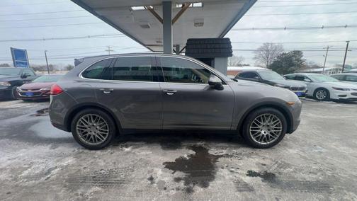 2013 Porsche Cayenne Cayenne