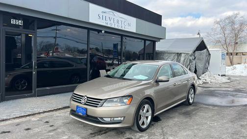 2015 Volkswagen Passat 1.8T Limited Edition
