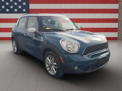 2012 MINI Cooper S Countryman Base