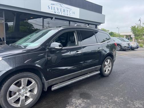 2011 Chevrolet Traverse 2LT