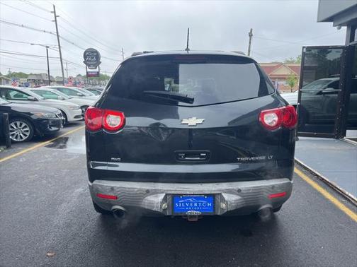 2011 Chevrolet Traverse 2LT