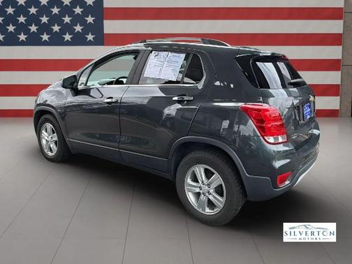 Gray 2018 Chevrolet Trax LT