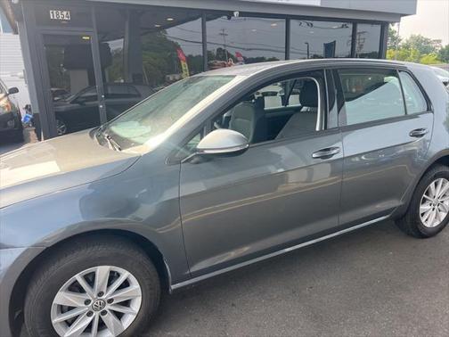 2016 Volkswagen Golf TSI S 4-Door