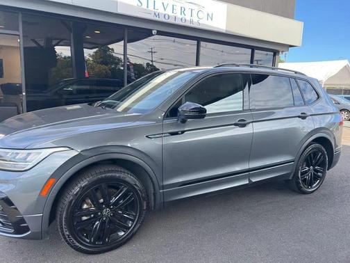 2022 Volkswagen Tiguan 2.0T SE R-Line Black 4MOTION