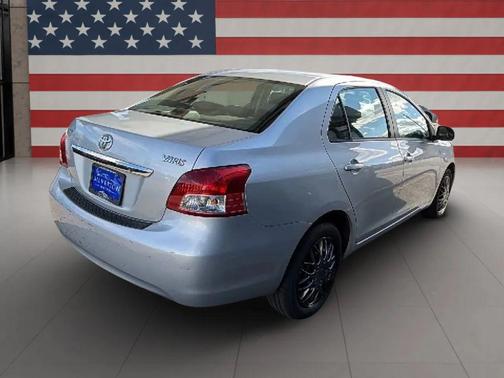 Silver Streak Mica 2008 Toyota Yaris S