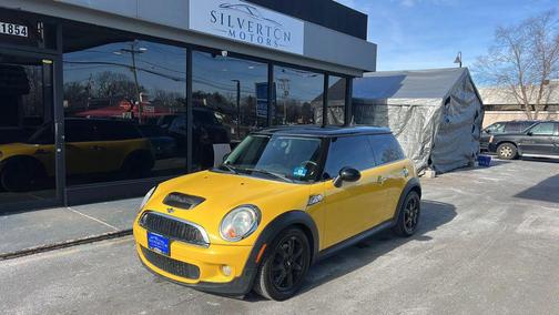 Mellow Yellow 2008 MINI Cooper S Base