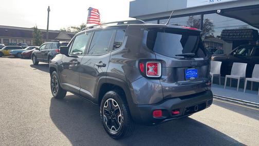 2016 Jeep Renegade Trailhawk