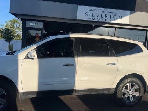 2016 Chevrolet Traverse 2LT