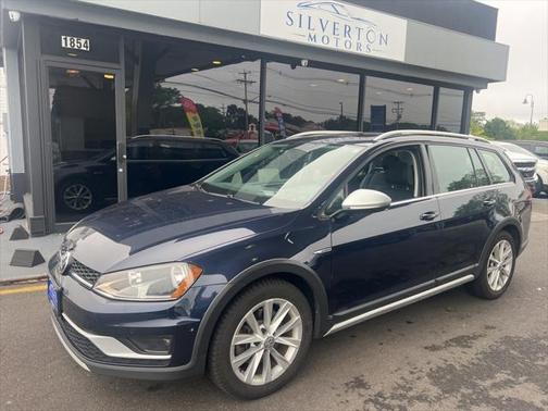 2017 Volkswagen Golf Alltrack TSI SE
