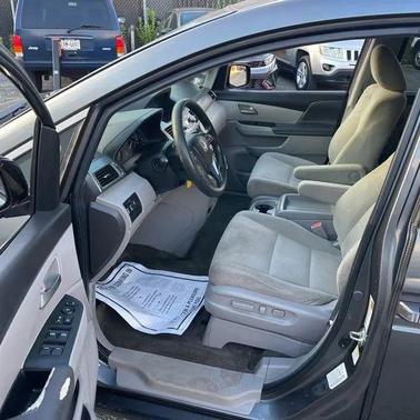 Polished Metal Metallic 2013 Honda Odyssey EX