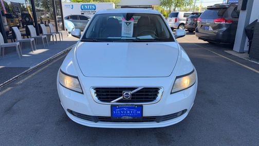 Ice White 2008 Volvo S40 2.4i