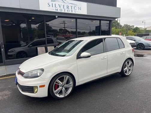 2014 Volkswagen GTI Wolfsburg Edition