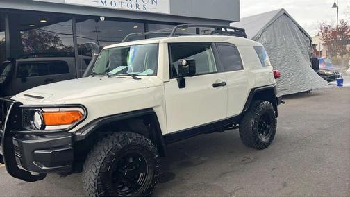 2014 Toyota FJ Cruiser Base