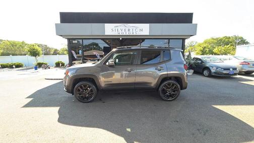 Granite Crystal Metallic Clearcoat 2016 Jeep Renegade Sport