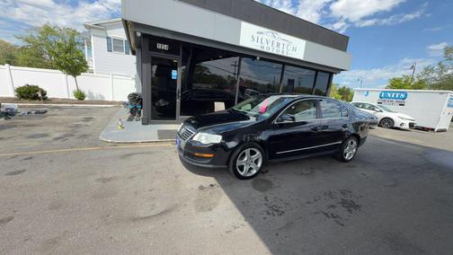 Deep Black 2008 Volkswagen Passat Komfort