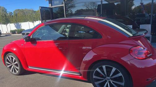 2014 Volkswagen Beetle DSG 2.0T R-Line w/Sound/Nav
