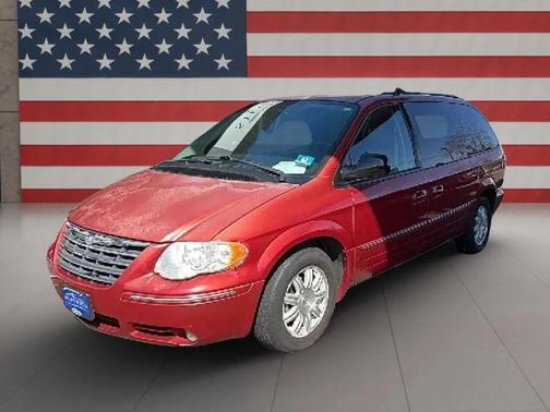 2005 Chrysler Town & Country Touring