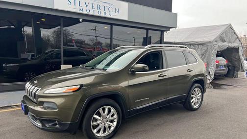 2015 Jeep Cherokee Sport