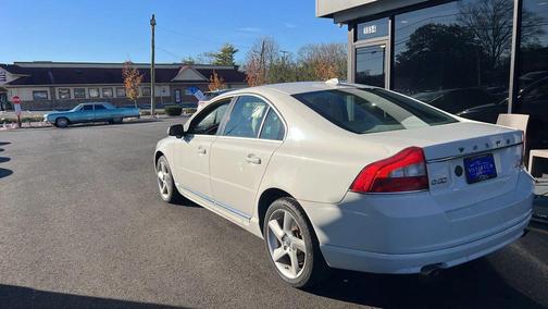 2010 Volvo S80 T6