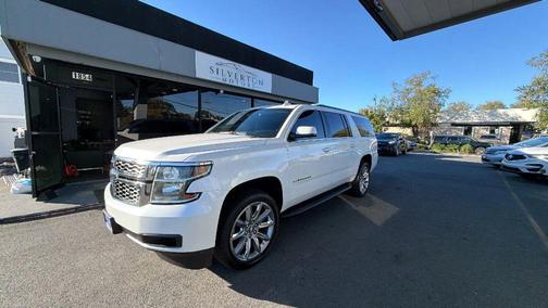 White 2018 Chevrolet Suburban LT