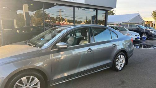 2015 Volkswagen Jetta Auto SE w/Connectivity