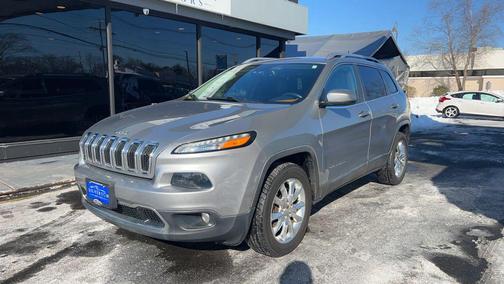 2015 Jeep Cherokee Sport