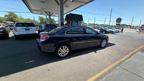 Black Onyx 2007 Saturn Aura XE