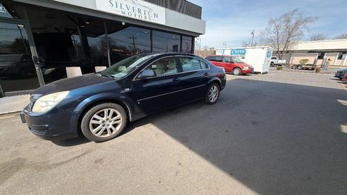 Black Onyx 2007 Saturn Aura XE