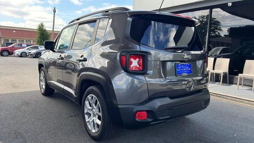 Granite Crystal Metallic Clearcoat 2016 Jeep Renegade Latitude