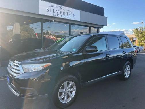 2011 Toyota Highlander SE